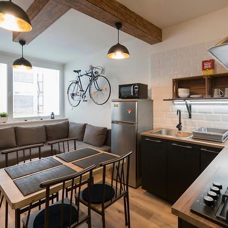 Stylish Centrally Located 1Br Apartment With Parking Bratislava Exteriér fotografie