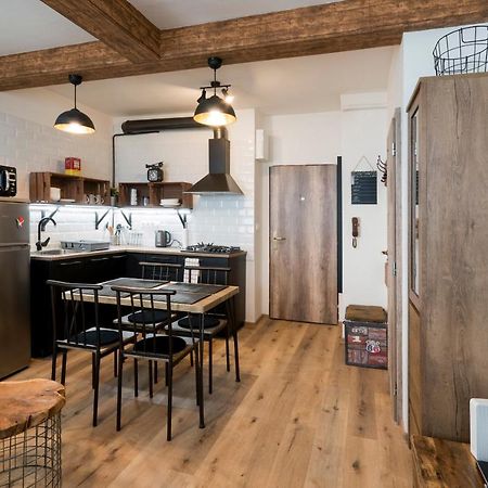 Stylish Centrally Located 1Br Apartment With Parking Bratislava Exteriér fotografie